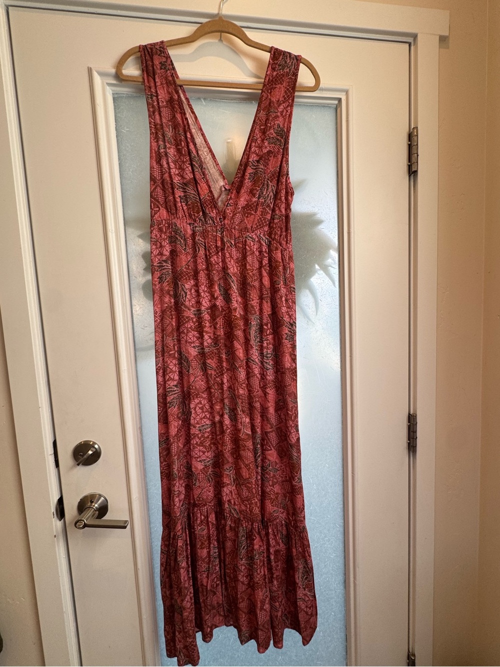 Faherty Deep V Maxi Dress in Rose and Charcoal Leaf Print